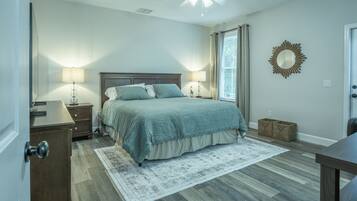 3 soverom, strykejern/-brett, wi-fi (inkludert) og sengetøy