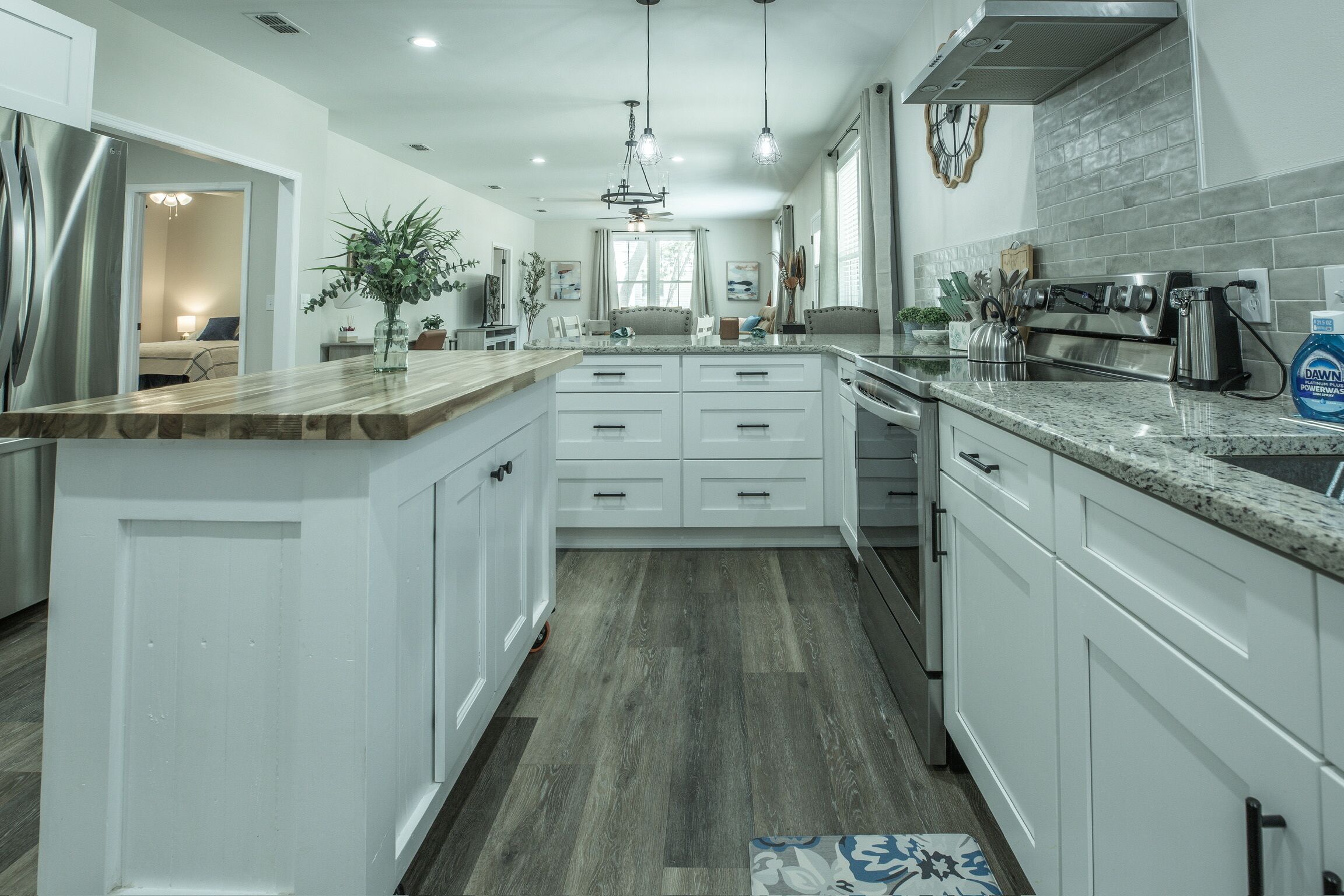 Microwave, oven, stovetop, dishwasher