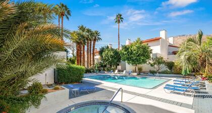 Stunning Caballeros Estates Condo-mountain views-pools/hot tubs/walk to downtown