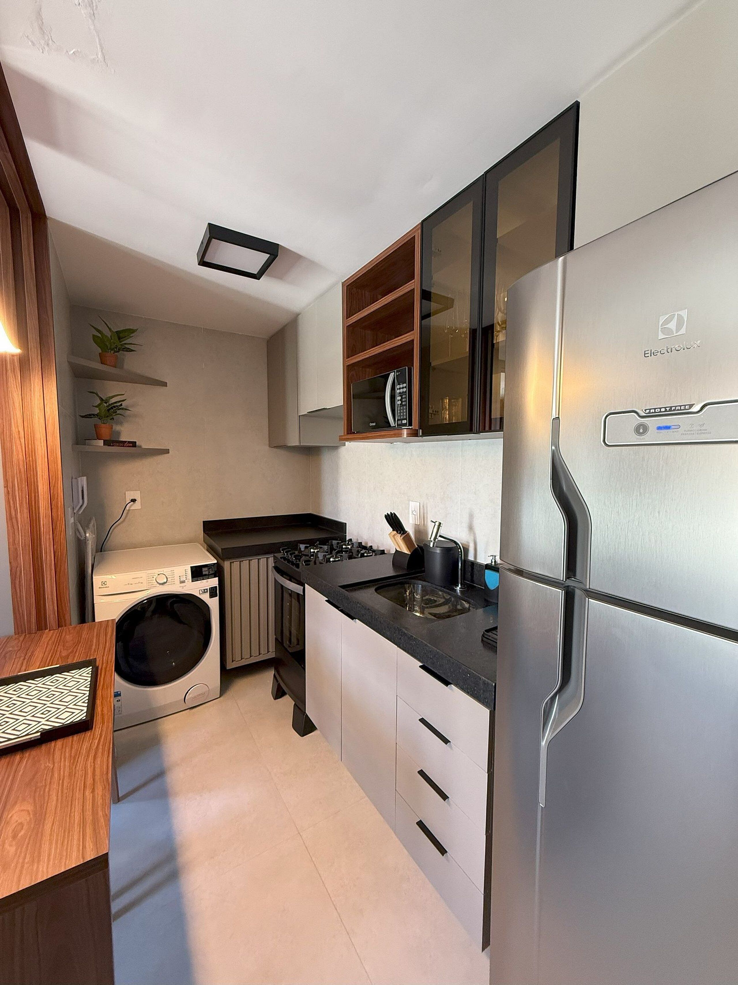 Apartment | Private kitchen | Coffee/tea maker, toaster, blender, cookware/dishes/utensils