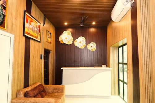 Hotel Ambassador Grand