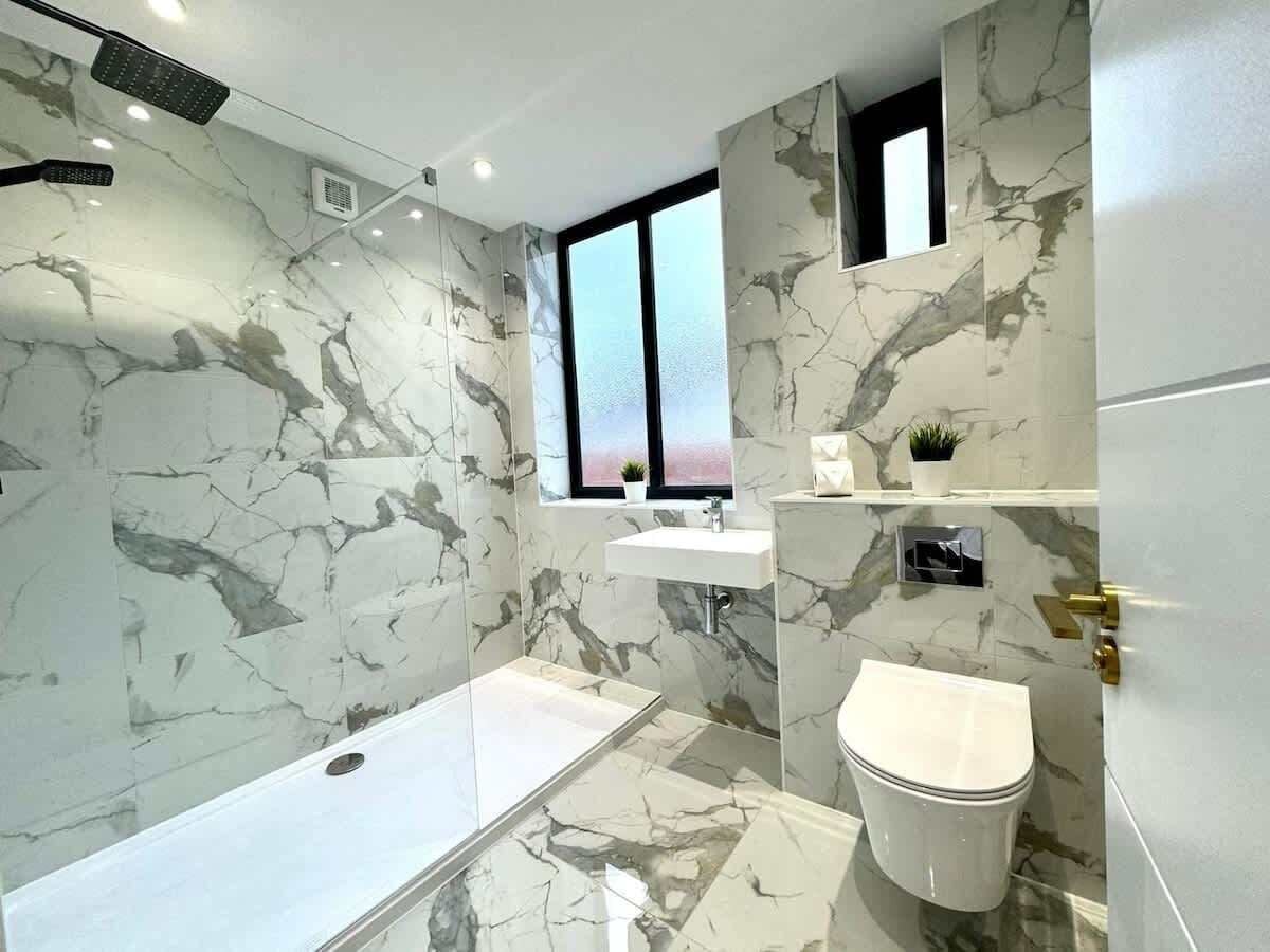 Shower, hair dryer, shampoo