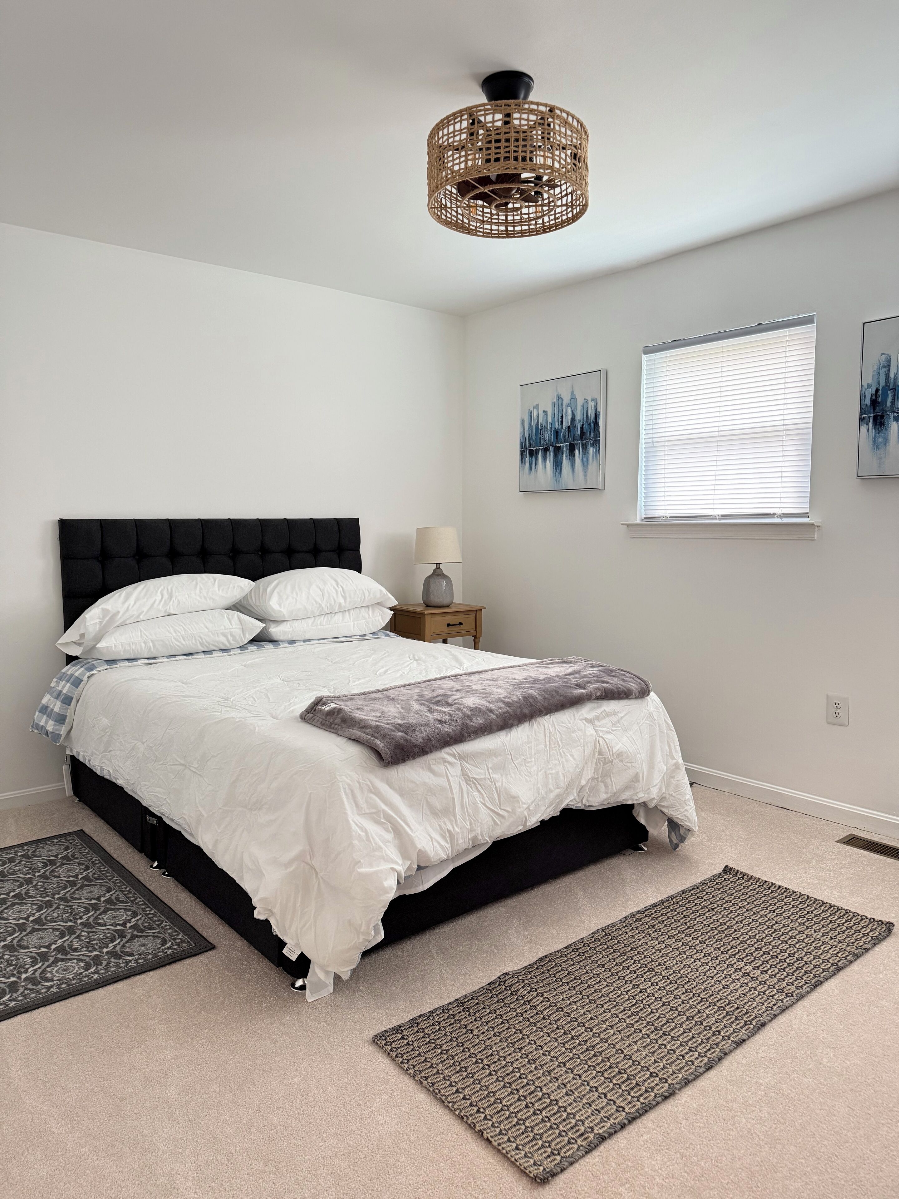 2 bedrooms, iron/ironing board, WiFi, bed sheets