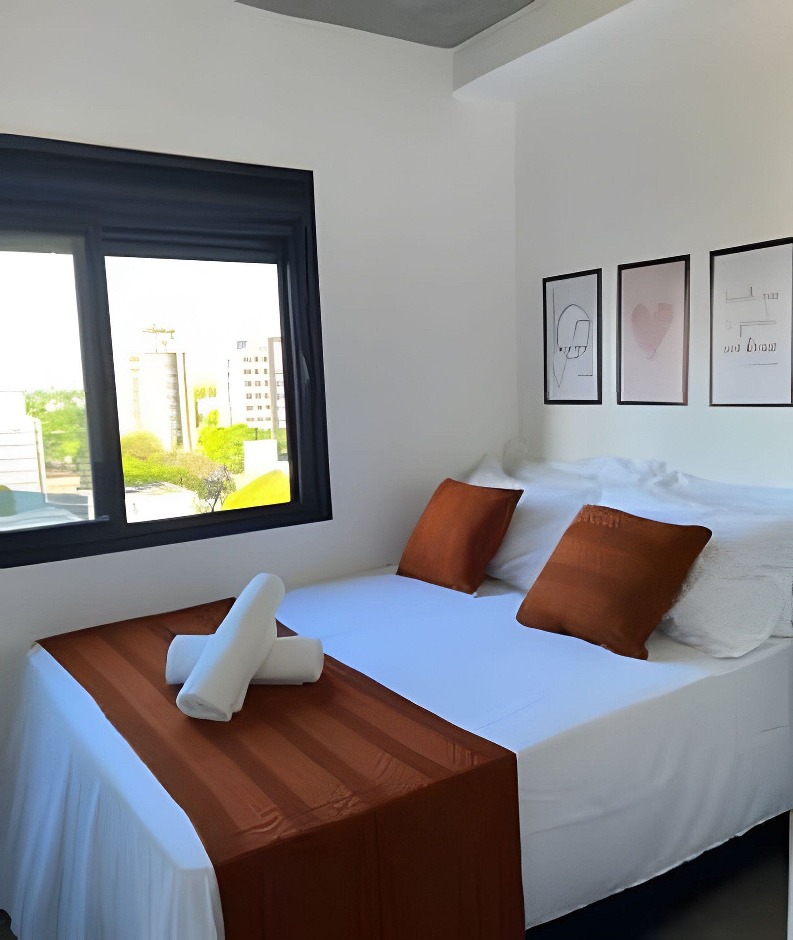 Classic Apartment | Desk, laptop workspace, iron/ironing board, free WiFi