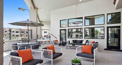 Family-Friendly 2BR |Resort Pools, Walk to TPC