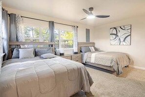 4 bedrooms, bed sheets