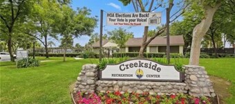 Charming full studio in Ontario with AC