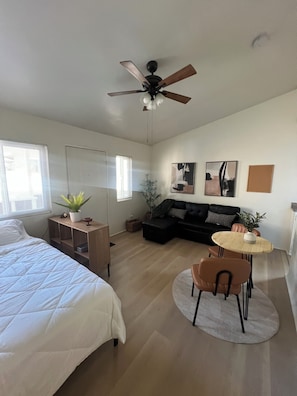 Fer et planche à repasser, Wi-Fi, draps fournis