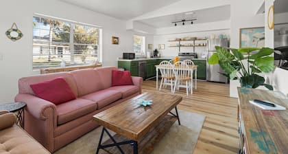 NEW Listing Discount! • Near Manatees & Springs