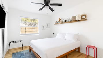 2 chambres, fer et planche à repasser, Wi-Fi gratuit, draps fournis