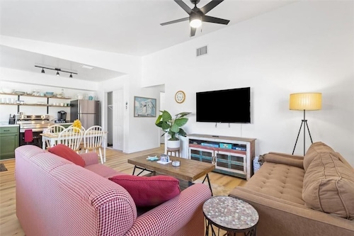 Pet Friendly Crystal River Retreat