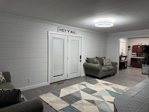 Interior - FARMHOUSE 89 (Bryant)