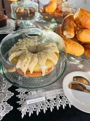 Tägliches inbegriffenes Frühstücksbuffet