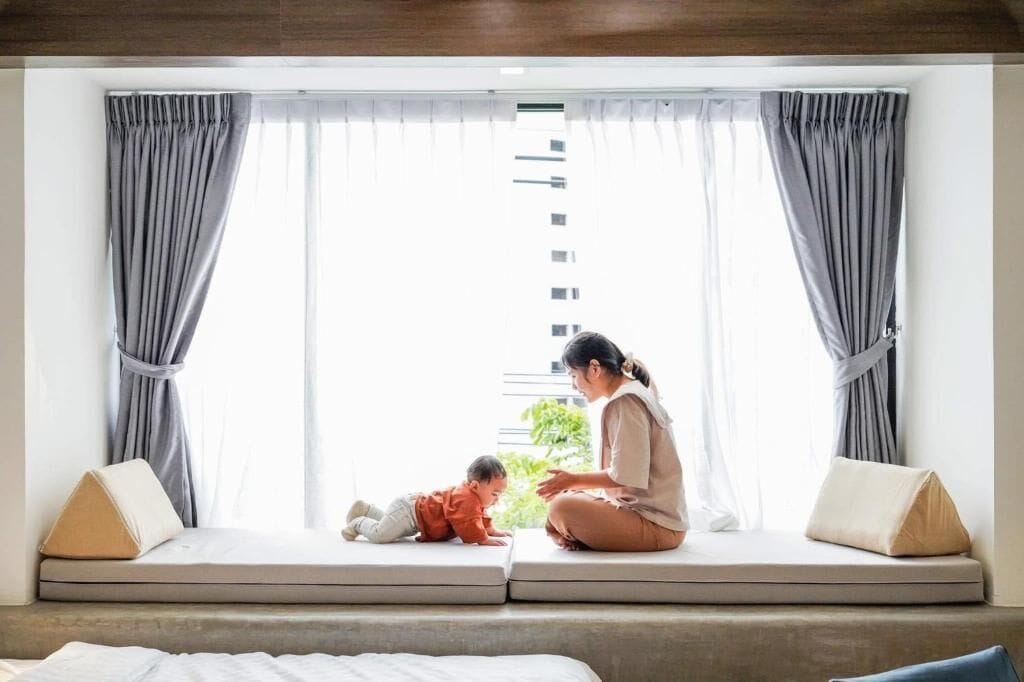 โต๊ะทำงาน, ผ้าม่านกันแสง, Wi-Fi ฟรี, ผ้าปูที่นอน