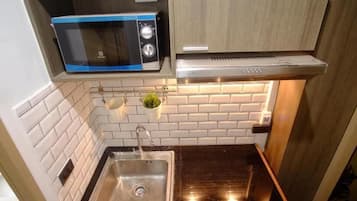 Frigorífico y microondas