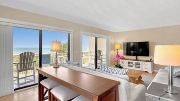 Smart TV, videojuegos, reproductor de DVD y biblioteca musical