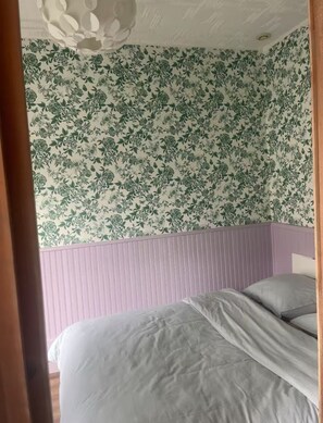 1 bedroom, Internet, bed sheets