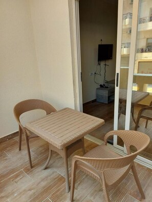 Studio, 1 phòng ngủ, phù hợp cho người khuyết tật, hút thuốc | Khu ẩm thực ngoài trời