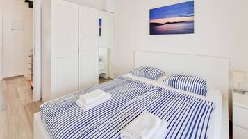 4 bedrooms, free WiFi