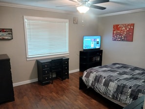 3 chambres, Wi-Fi gratuit, draps fournis