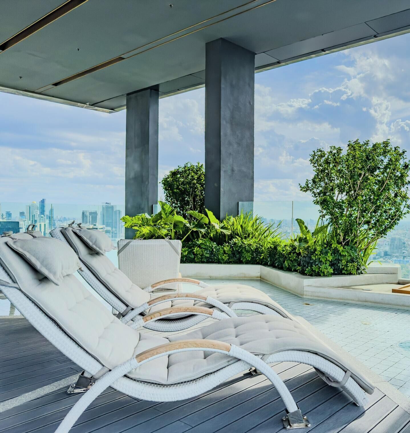 อพาร์ทเมนท์, 1 ห้องนอน, ระเบียง, วิวสวน | สระว่ายน้ำ | สระว่ายน้ำกลางแจ้ง