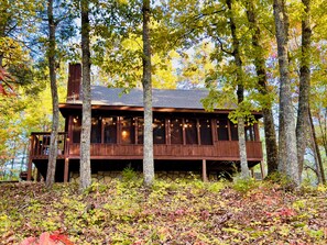 Exterior - Hot Tub Cabin Near Gatlinburg, PF, Dollywood! Arcade, hammock, bunk beds! (Pigeon Forge)
