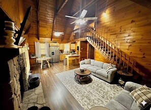 Living area - Hot Tub Cabin Near Gatlinburg, PF, Dollywood! Arcade, hammock, bunk beds! (Pigeon Forge)