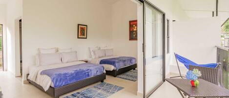 Deluxe tweepersoonskamer | Een kluis op de kamer, gratis wifi