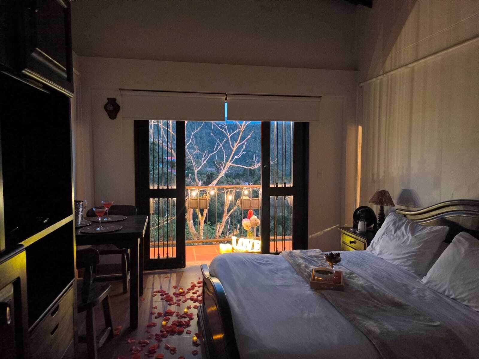 Classic Double Room, Balcony, Mountain View | In-room safe, free WiFi