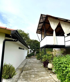 Body treatments, aromatherapy, hot stone massages, body wraps - ACAIMA CAFE  (Sasaima)