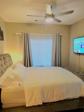 1 soverom, strykejern/-brett, wi-fi og sengetøy