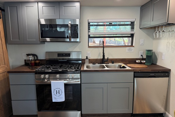 Microwave, oven, stovetop, dishwasher