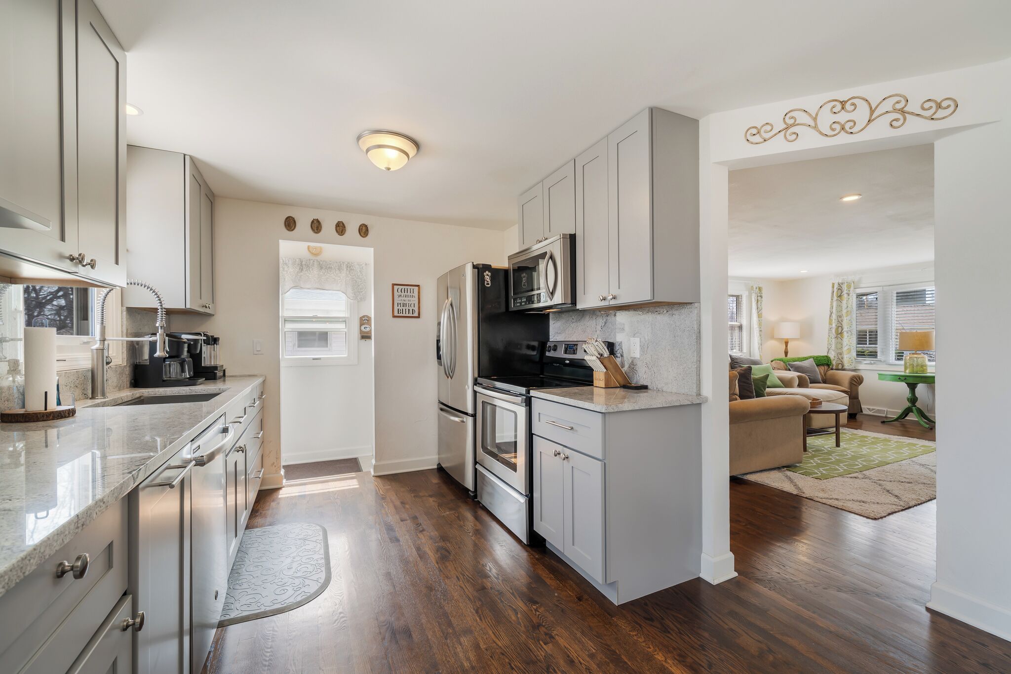 Microwave, oven, stovetop, dishwasher