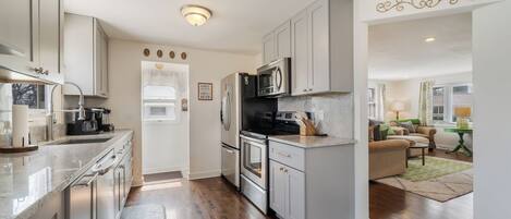 Microwave, oven, stovetop, dishwasher