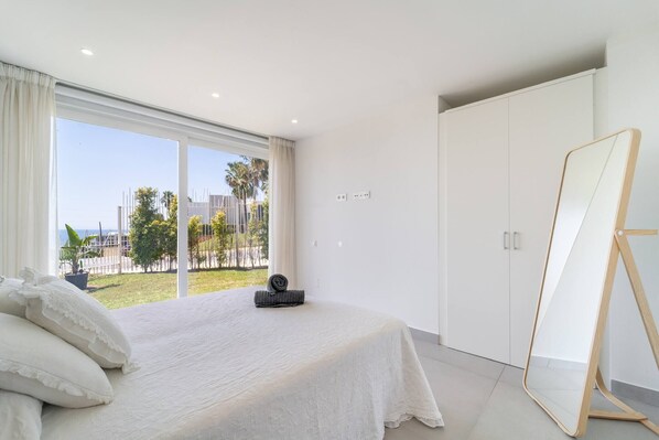 House, 4 Bedrooms, Smoking, Private Pool | 4 bedrooms