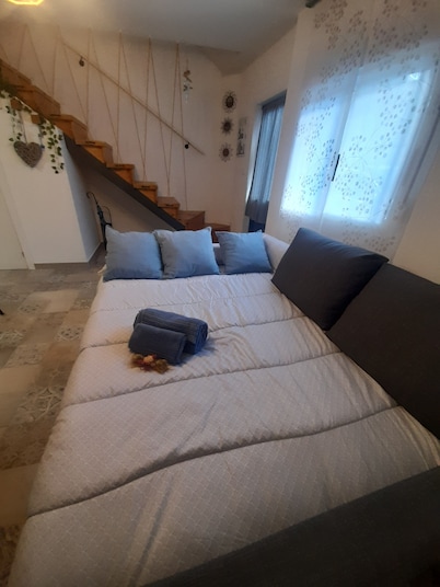 Acogedora casita de pueblo en plena naturaleza. Candeleda-Avila-Sierra de Gredos