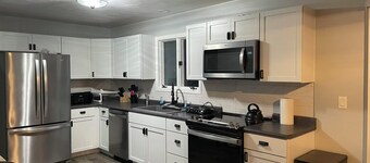 Inviting 3-bedroom house near Gavins Point Dam and Lewis and Clark Lake area.