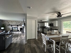 Interior - Inviting 3-bedroom house near Gavins Point Dam and Lewis and Clark Lake area. (Yankton)