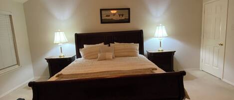 4 chambres, fer et planche à repasser, accès au Wi-Fi (inclus)