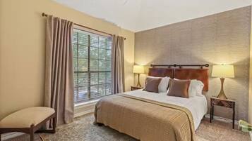 4 Schlafzimmer, Bügeleisen/Bügelbrett, WLAN, Bettwäsche