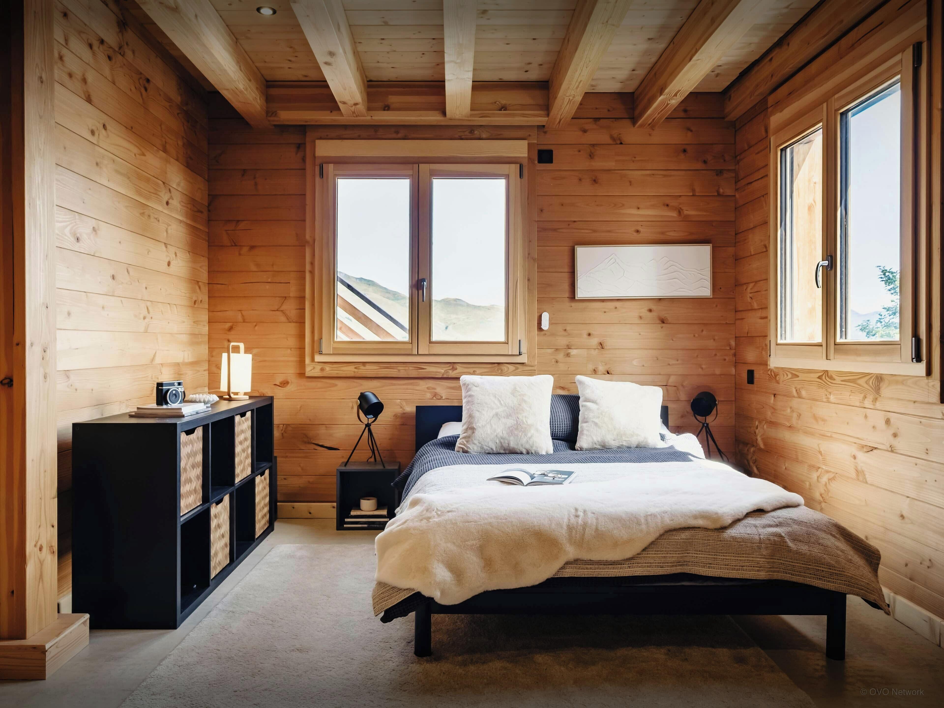 6 bedrooms, WiFi, bed sheets