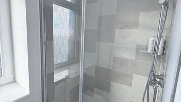 Apartment, 1 Schlafzimmer, Stadtblick | Badezimmer