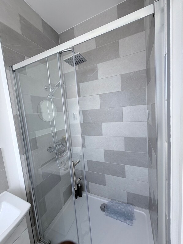 Apartment, 1 Schlafzimmer, Stadtblick | Badezimmer