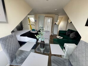 Apartment, 1 Schlafzimmer, Stadtblick | 1 Schlafzimmer