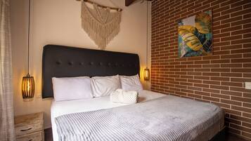 Deluxe Double Room | Free WiFi