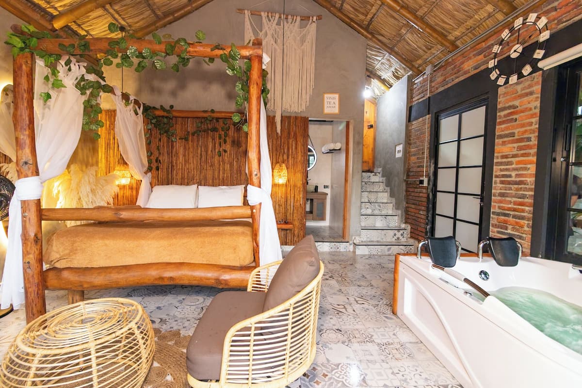 Deluxe suite, uitzicht op bergen | Gratis wifi