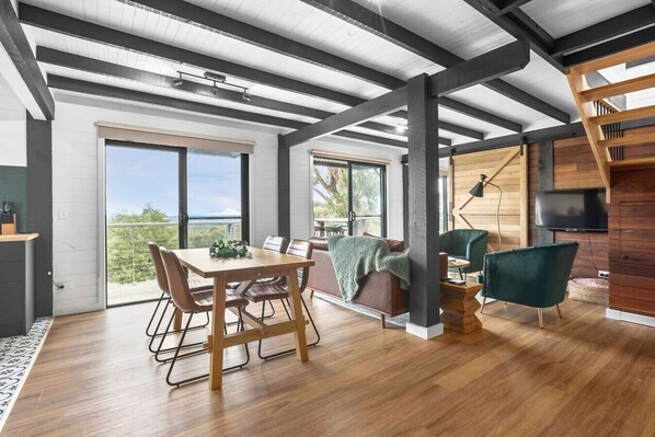 تلفزيون، مدفأة