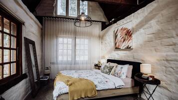 1 slaapkamer, een bureau, wifi, beddengoed