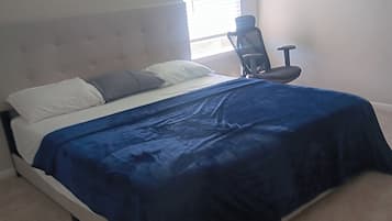 Bügeleisen/Bügelbrett, kostenloses WLAN