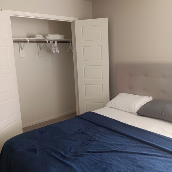 Iron/ironing board, free WiFi - A living room king or queen bed and  a bath with AC in vibrant katy. (Houston)